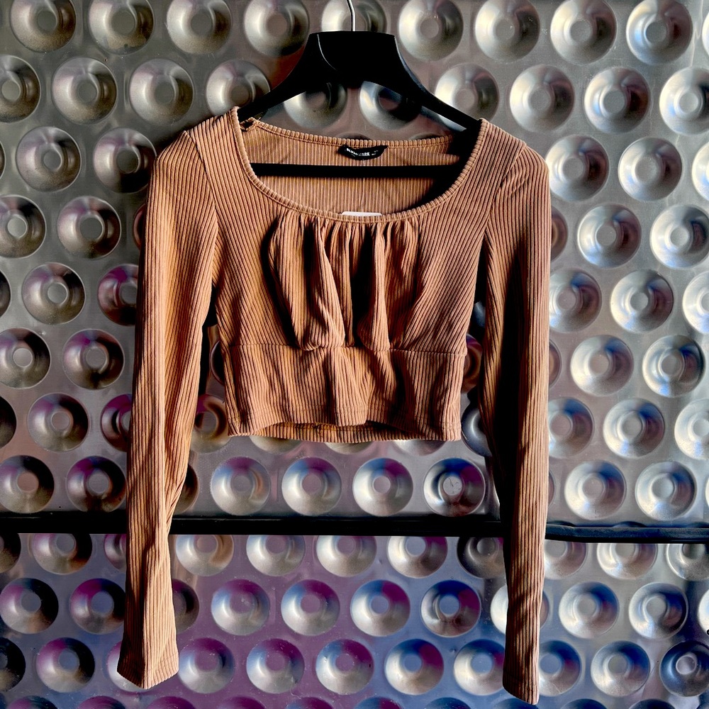 Long sleeve crop shirt